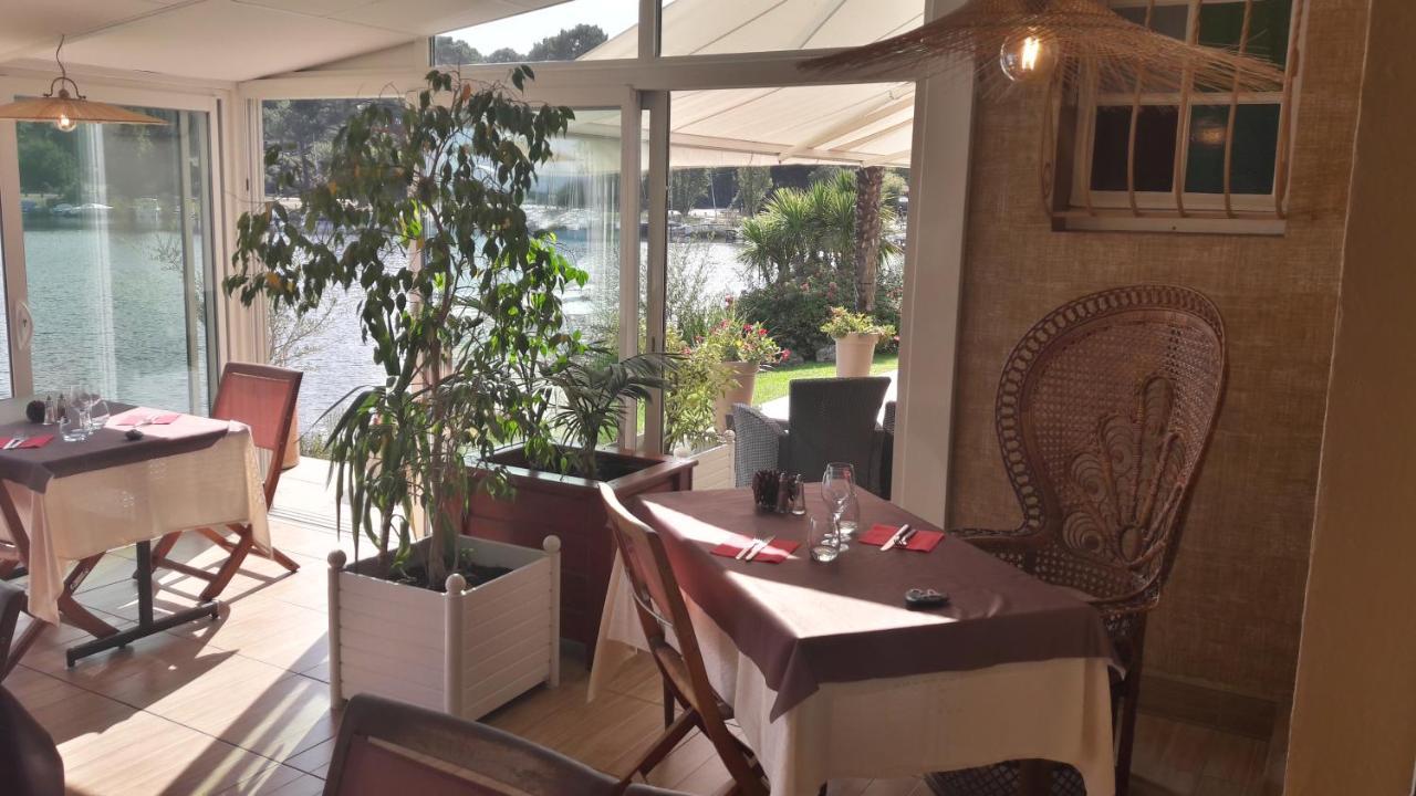 La Caravelle Logis Hotel Biscarrosse Exterior photo